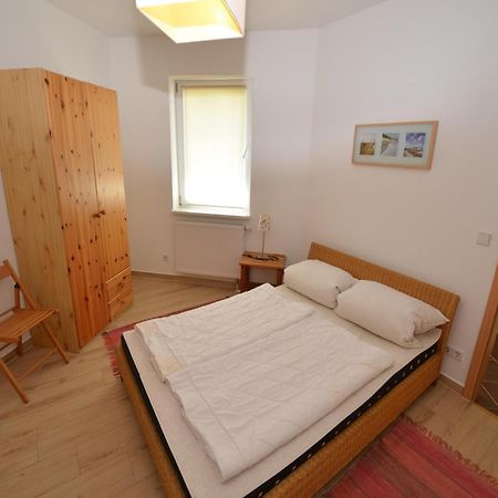 Apartment In Bohemian With Private Terrace Dolni Lanov Exteriör bild